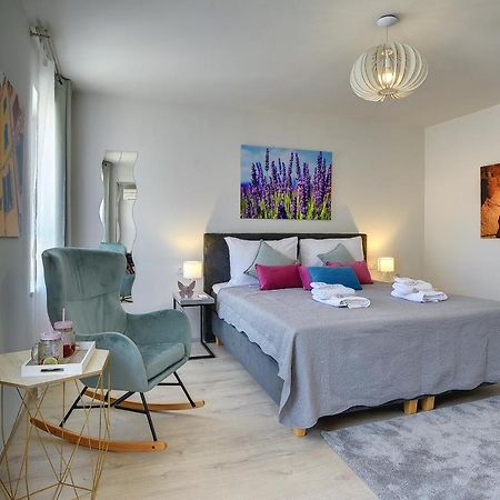 D&A City Center Apartments With Free Parking Pula Extérieur photo
