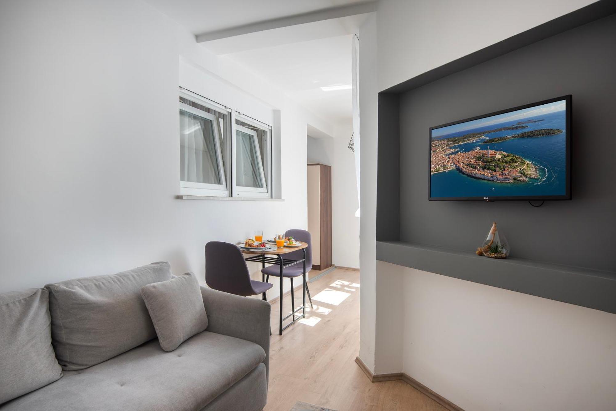 D&A City Center Apartments With Free Parking Pula Extérieur photo