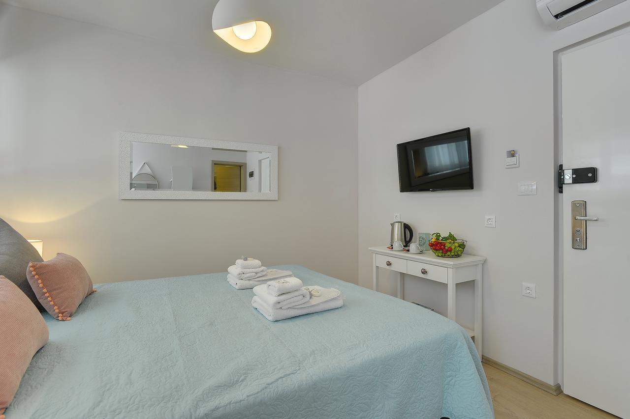 D&A City Center Apartments With Free Parking Pula Extérieur photo