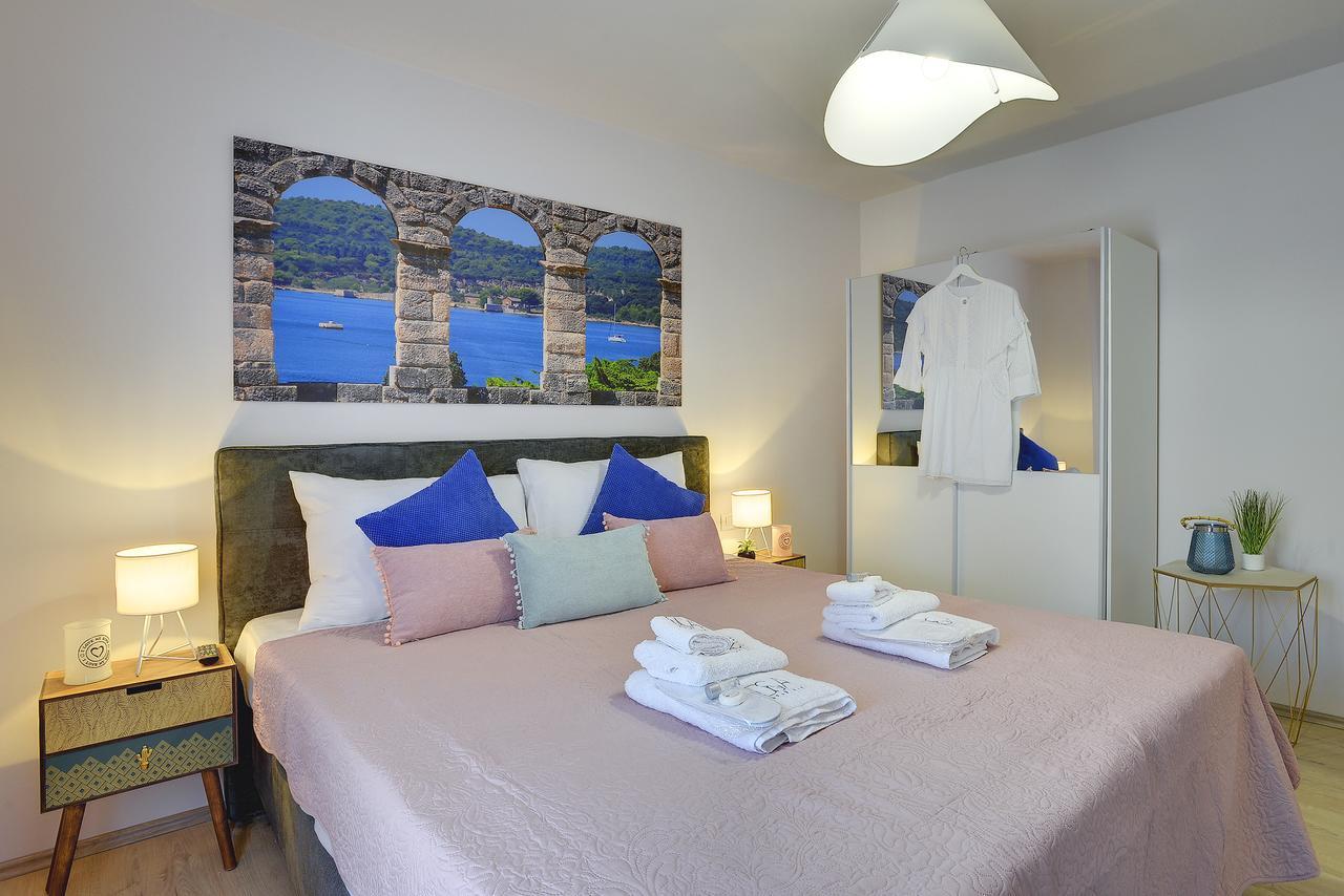 D&A City Center Apartments With Free Parking Pula Extérieur photo