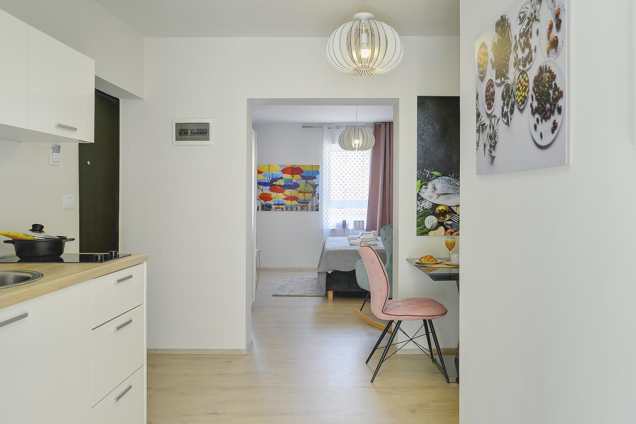 D&A City Center Apartments With Free Parking Pula Extérieur photo
