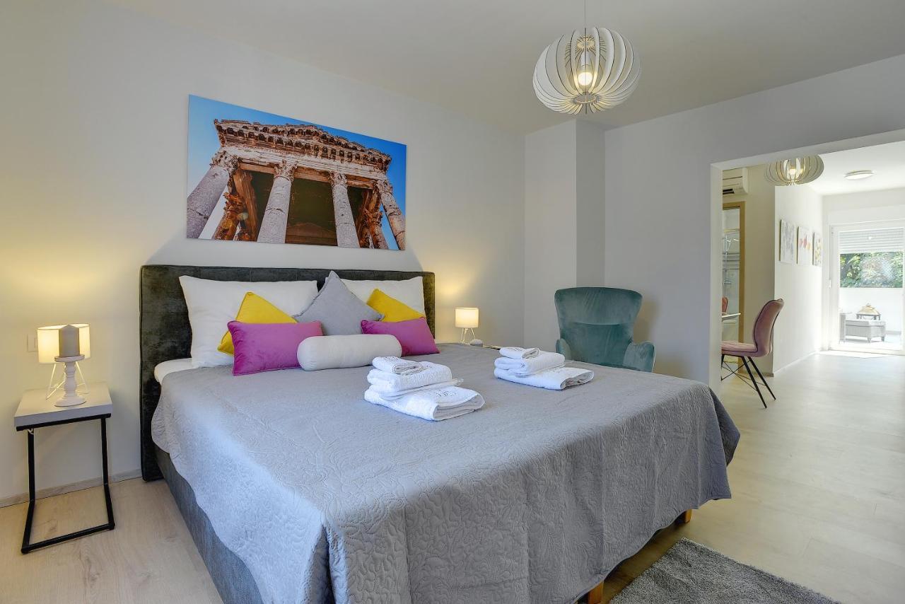 D&A City Center Apartments With Free Parking Pula Extérieur photo